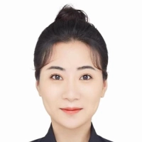 短剧演员李思奇