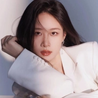 短剧演员朱艺娴