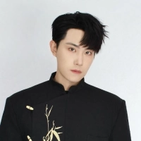 短剧演员张耀玮