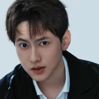 短剧演员赵若然