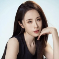 短剧演员鞠依纳