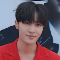 短剧演员史寒松