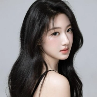 短剧演员蔡雨桐