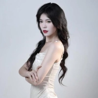 短剧演员朱曼妮