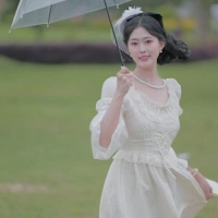 短剧演员周灵儿