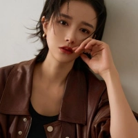 短剧演员李艾瑾