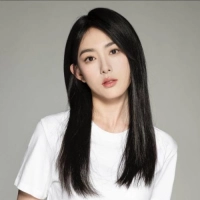 短剧演员严若曦