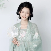 短剧演员张丽婷