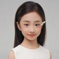 短剧演员珍珠儿