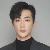 短剧演员李冠霖