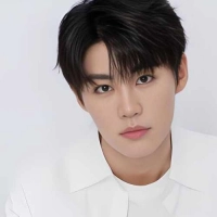 短剧演员刘锟泓