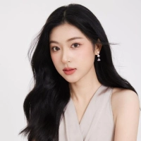 短剧演员田潇楠