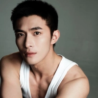 短剧演员鲍李宁