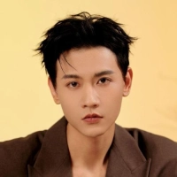 短剧演员苗雨峤