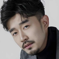 短剧演员郑拓疆