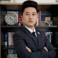 短剧演员侯善博