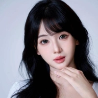 短剧演员李怡璇