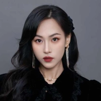 短剧演员蹇代莉