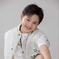 短剧演员黄俊翌