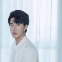 短剧演员何晟伦