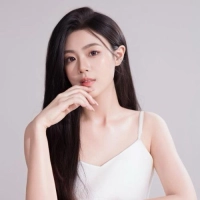 短剧演员金小月