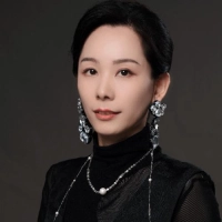 短剧演员石玉凤