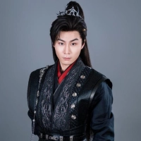 短剧演员张灯振