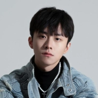 短剧演员李俊良