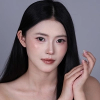 短剧演员贾雅晴