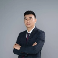 短剧演员吴春光