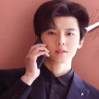 短剧演员邱虹凯