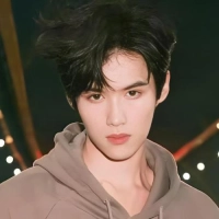 短剧演员李嘉祥