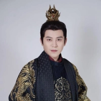 短剧演员于霄然