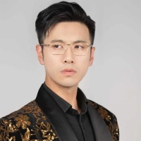 短剧演员邓恒健