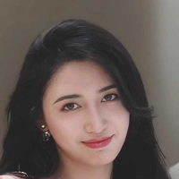 短剧演员李圣钰