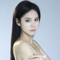 短剧演员张诗涵