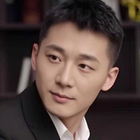 短剧演员何文博