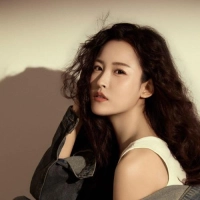 短剧演员李香馥