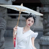 短剧演员韩储鸽