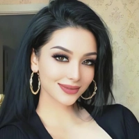 短剧演员买迪娜·艾合买提