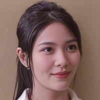 短剧演员施柏青