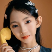 短剧演员冯培真