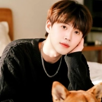 短剧演员郑岚秦