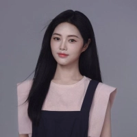 短剧演员柳宝灵