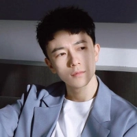 短剧演员周潇煜